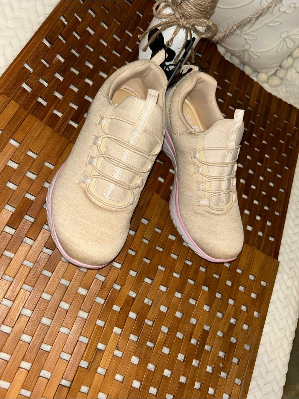 Neutral Slip-On Women's Sneakers with Pink Trim